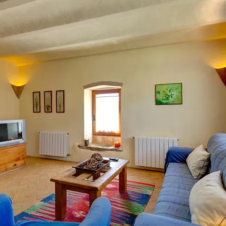 Country house Mas Petit La Bisbal d'Emporda