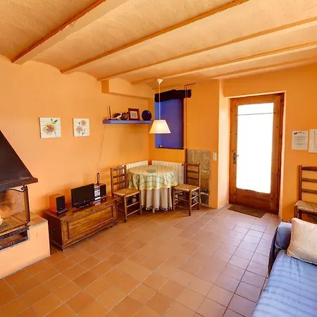 Country house Mas Petit La Bisbal d'Emporda