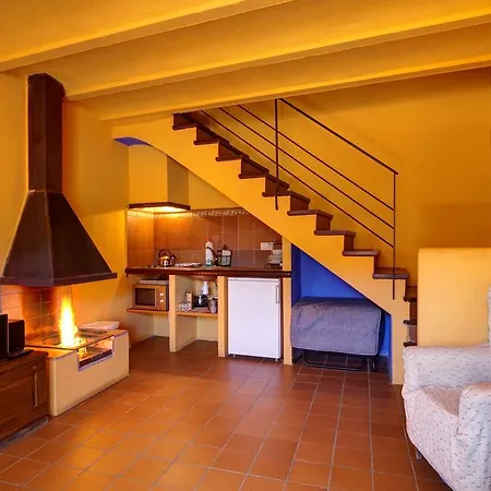 Country house Mas Petit La Bisbal d'Emporda